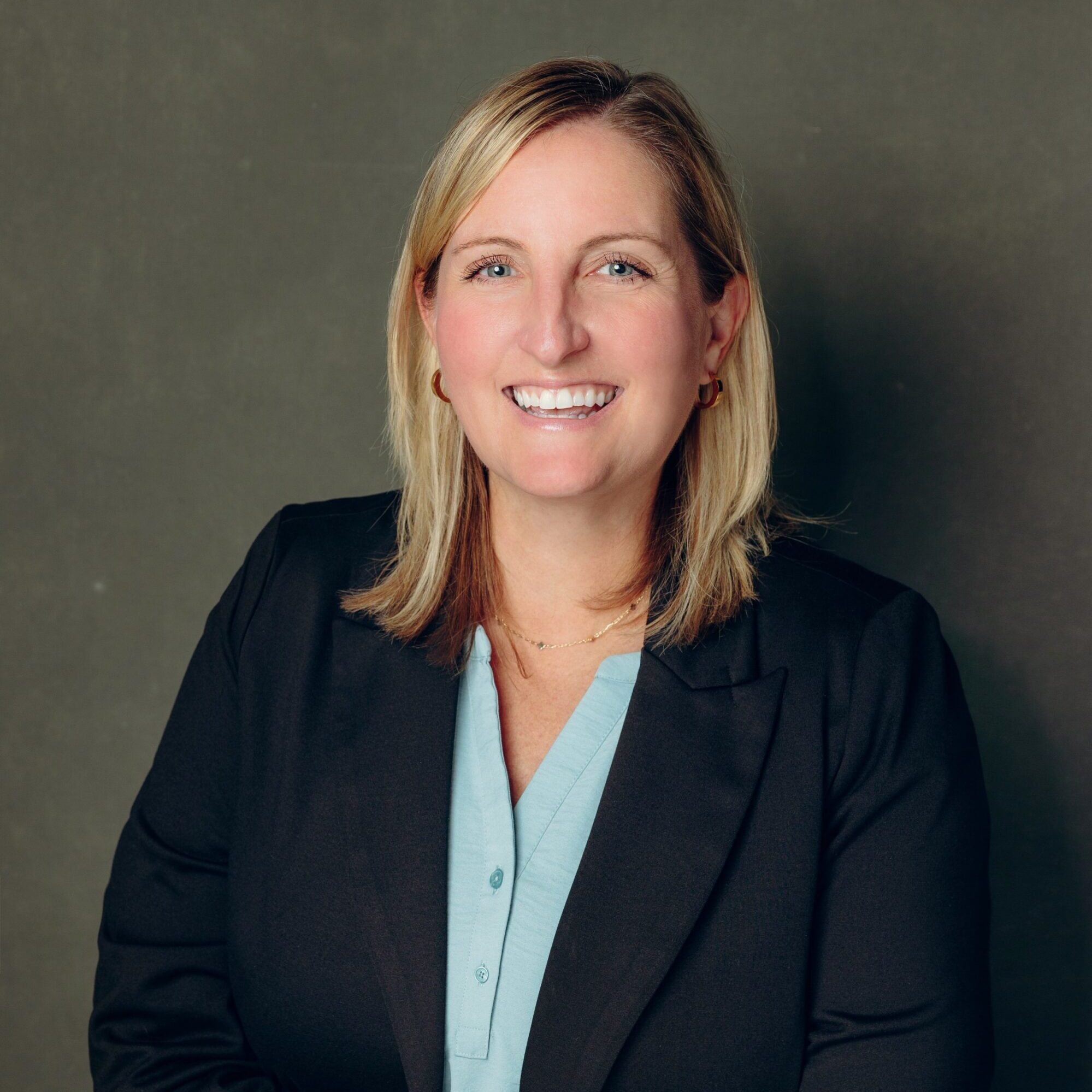 Julia Pollock Headshot